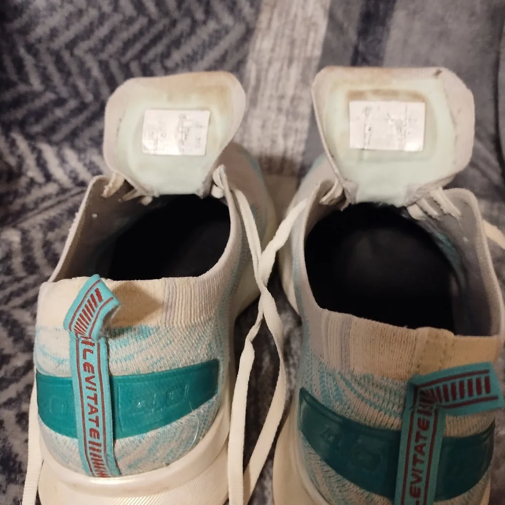 Brooks Women's Levitate 4 - Size 10 - Picture 8 of 16